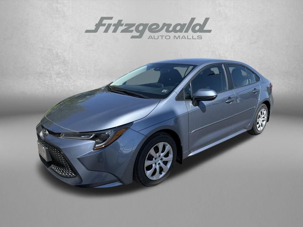 Used 2021 Toyota Corolla LE FWD image 3