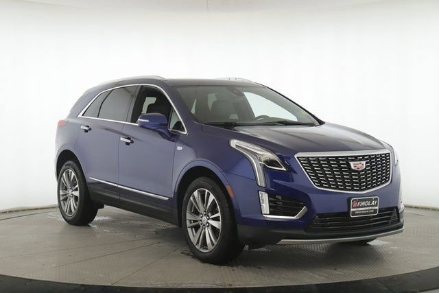 Used 2025 Cadillac XT5 Premium Luxury image 2