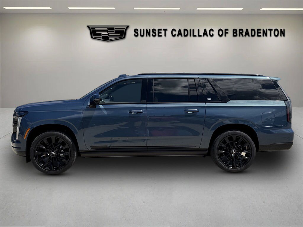New 2026 Cadillac Escalade ESV Platinum Sport w/ LPO, ONYX Package AWD/4WD image 6