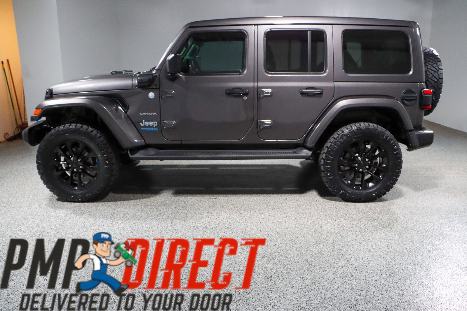 Used 2022 Jeep Wrangler Unlimited Sahara w/ Cold Weather Group image 11