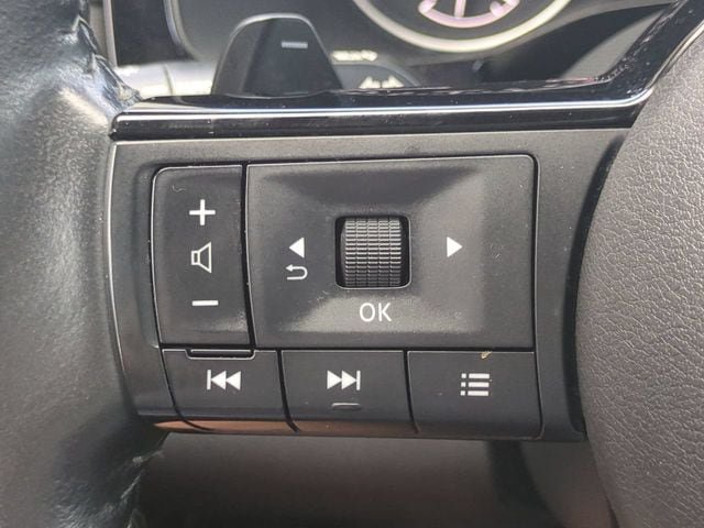 Used 2023 Nissan Pathfinder SL w/ SL Premium Package AWD/4WD image 26