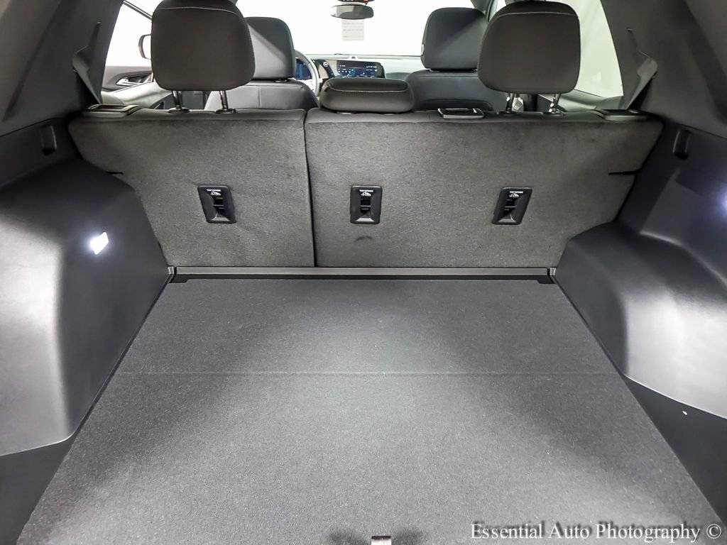 New 2027 Chevrolet Equinox LT FWD image 18