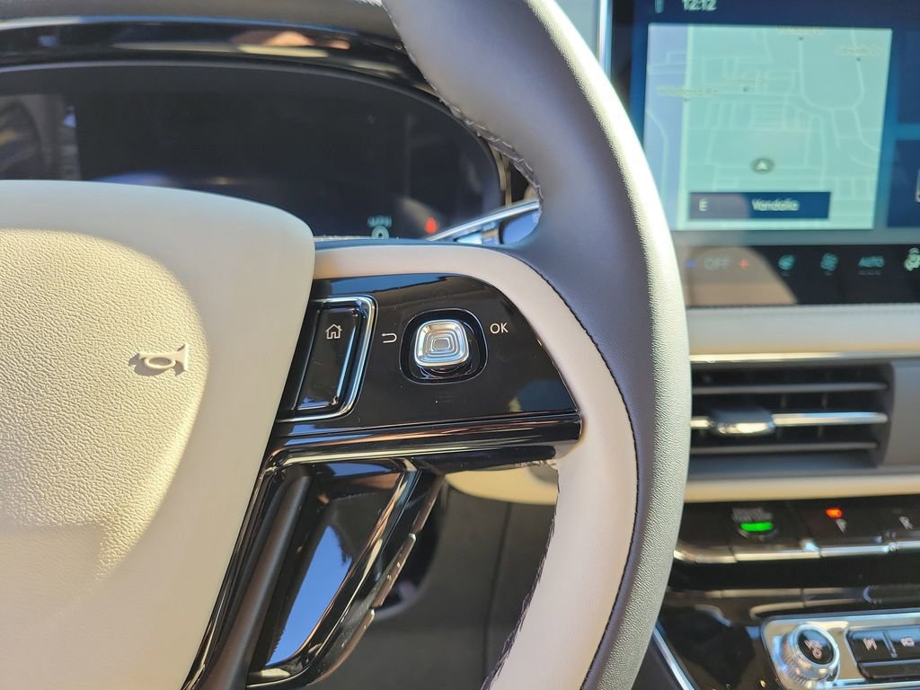 New 2026 Lincoln Corsair Premiere image 24