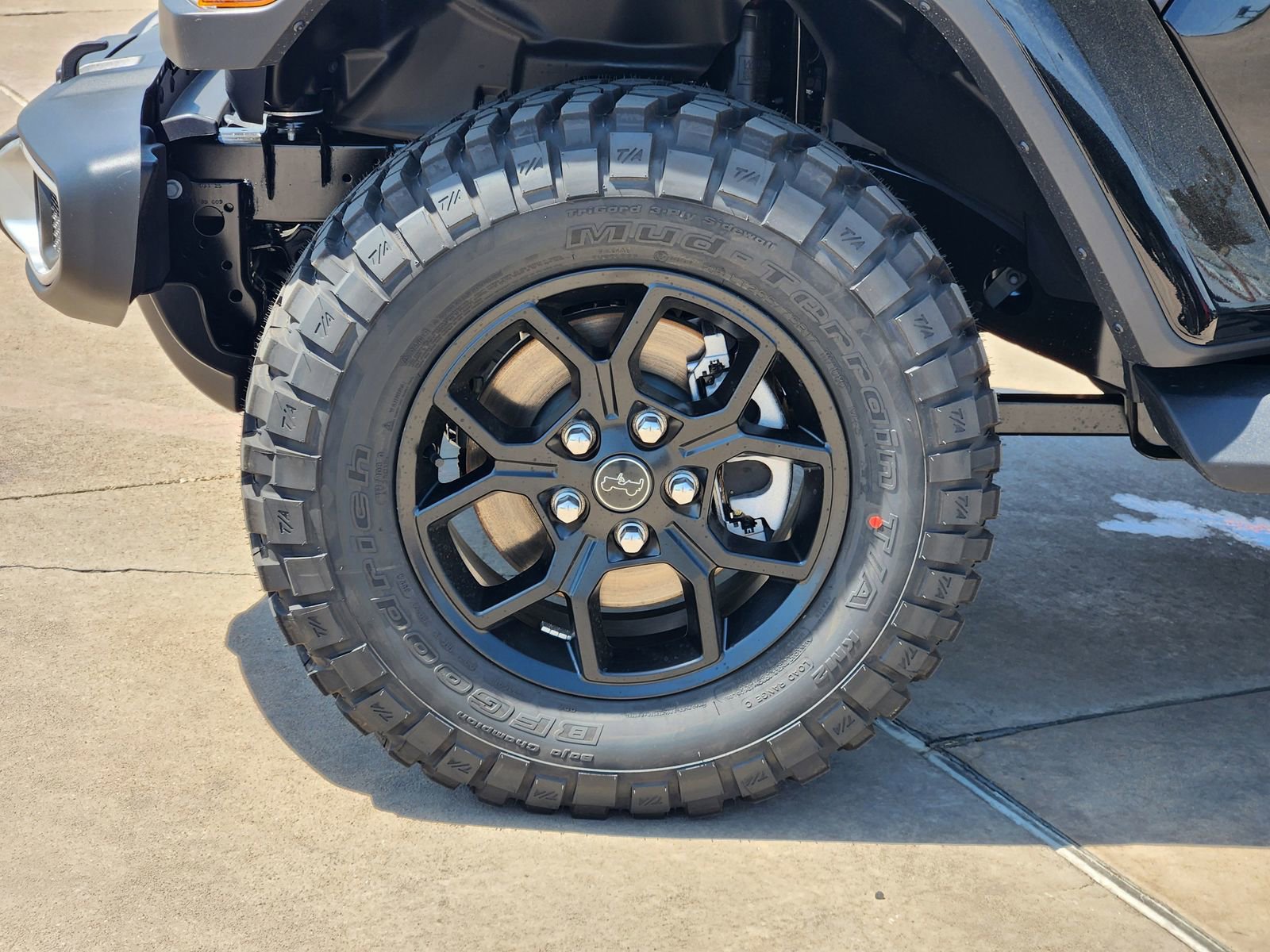 New 2025 Jeep Gladiator Sport image 9