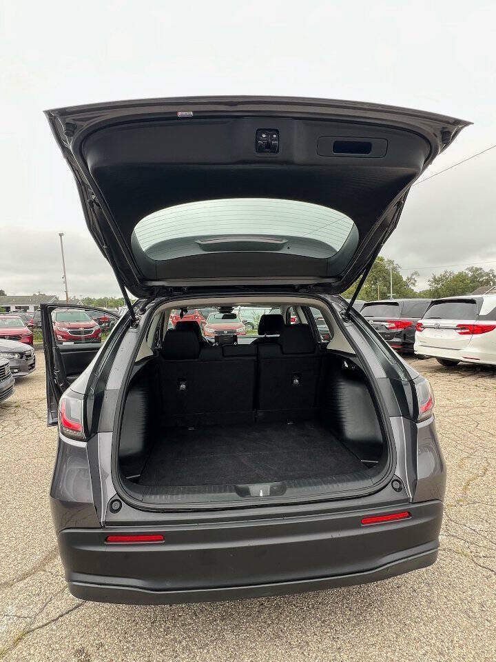 Used 2023 Honda HR-V LX image 11