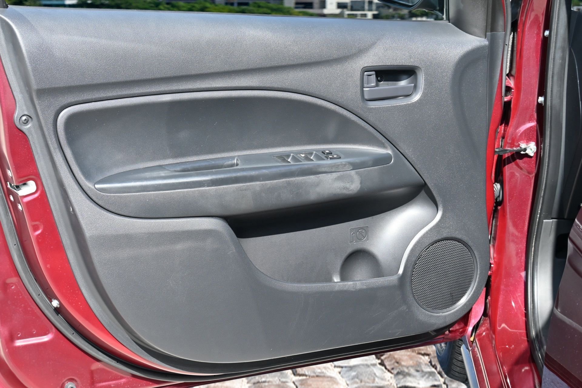 Used 2024 Mitsubishi Mirage ES image 12
