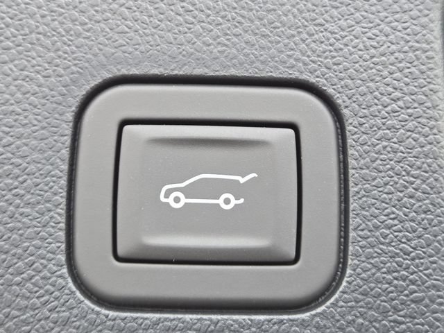 New 2027 Chevrolet Equinox ACTIV w/ Safety and Technology Package AWD/4WD image 21