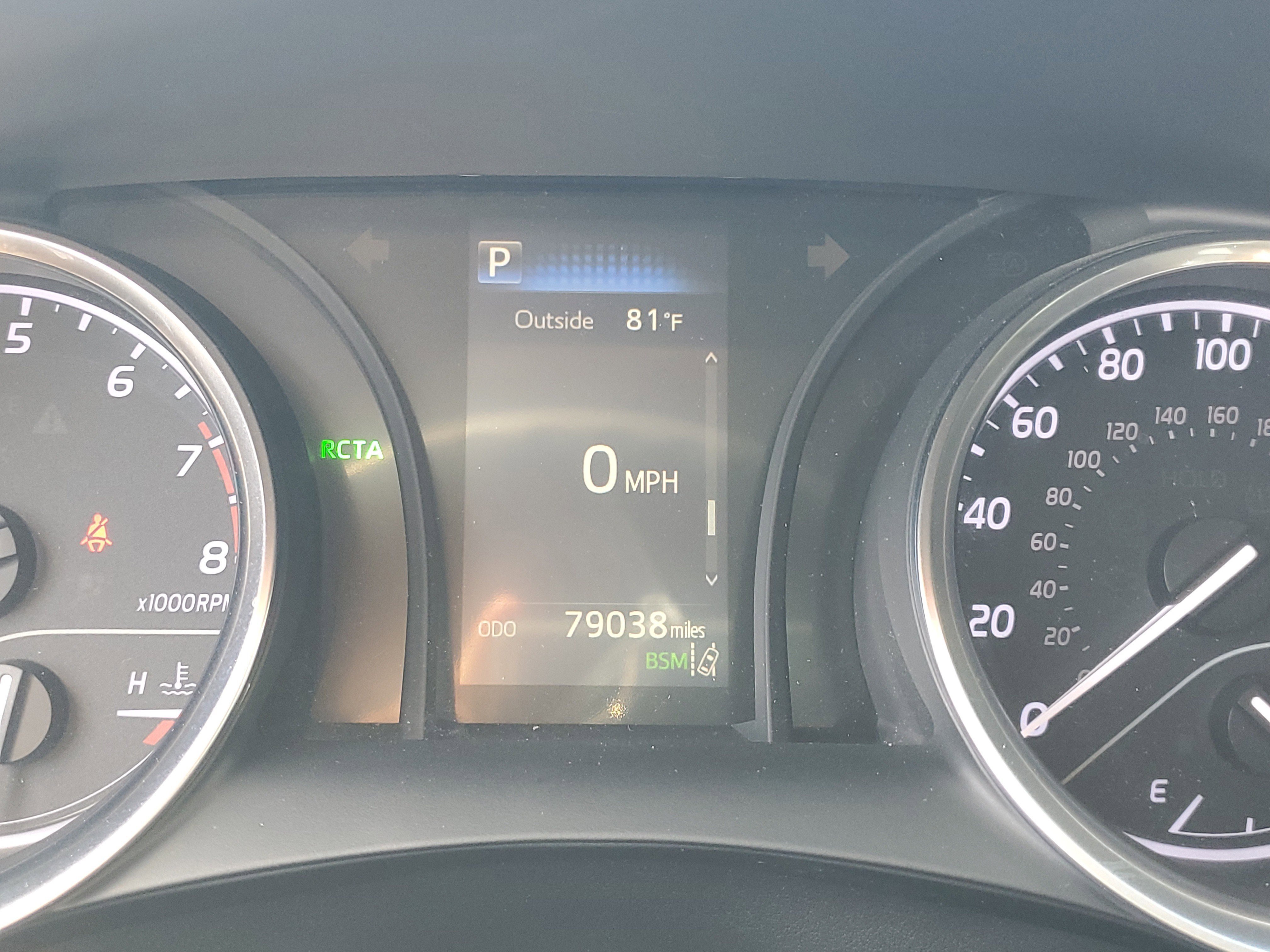 Certified 2018 Toyota Camry LE w/ Convenience Package image 23