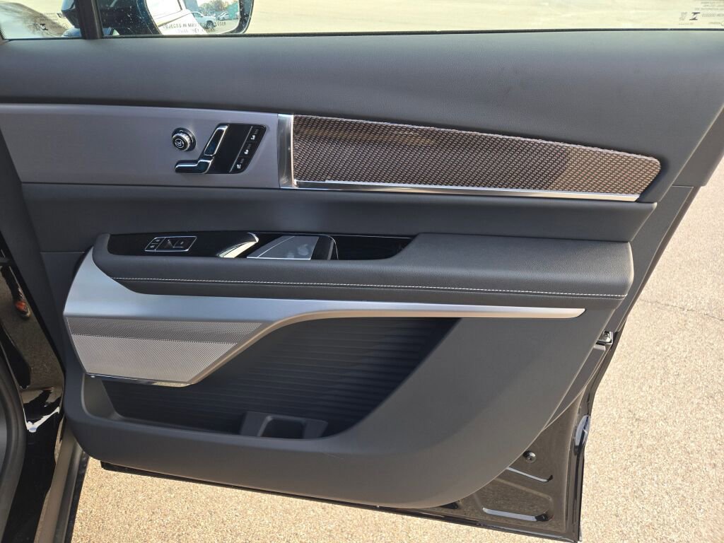 New 2026 Cadillac Vistiq Luxury image 5