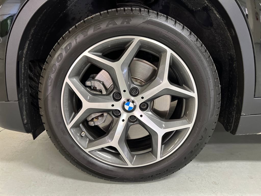Used 2018 BMW X1 sDrive28i image 9