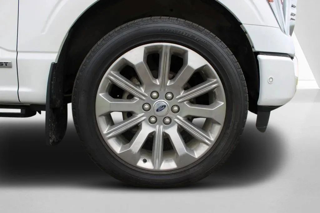 Used 2021 Ford F150 Limited image 10