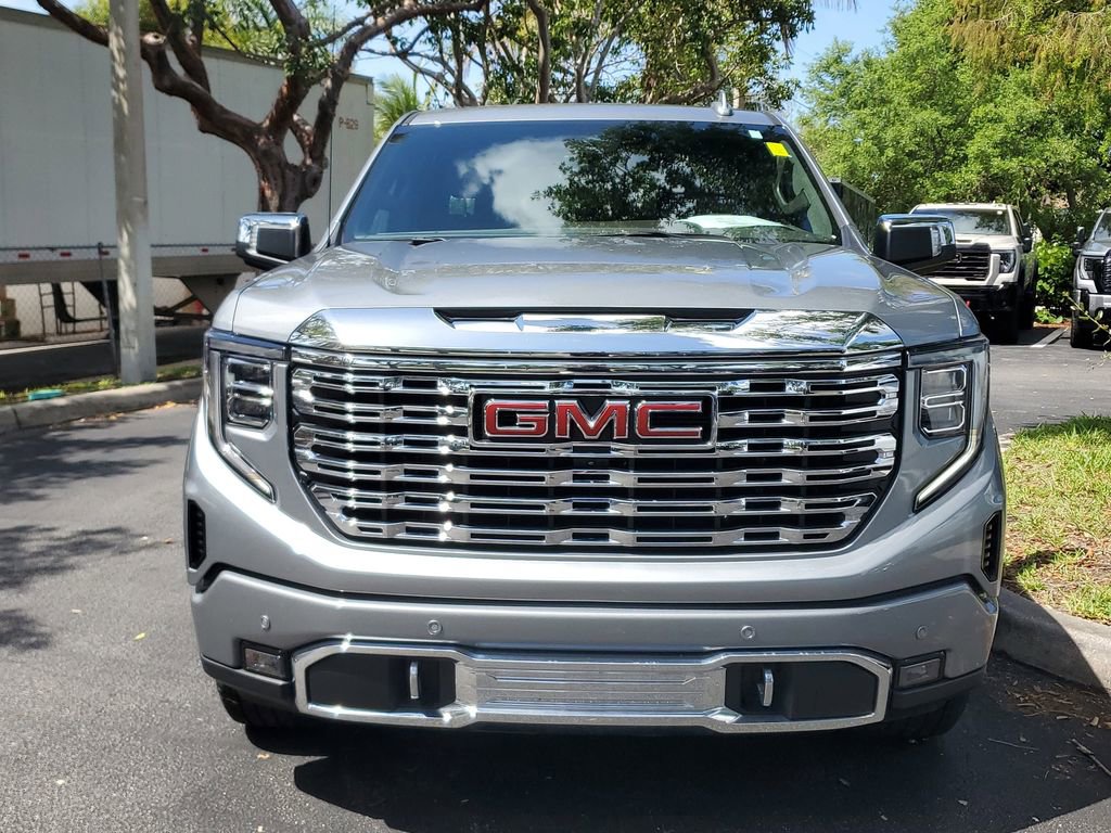 Certified 2024 GMC Sierra 1500 Denali w/ Denali Reserve Package AWD/4WD image 8