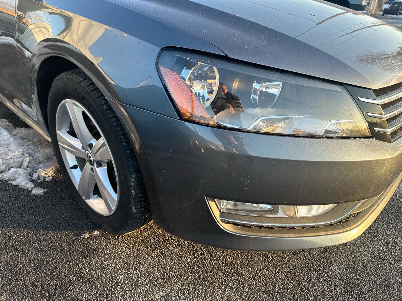 Used 2015 Volkswagen Passat 1.8T Limited Edition image 20