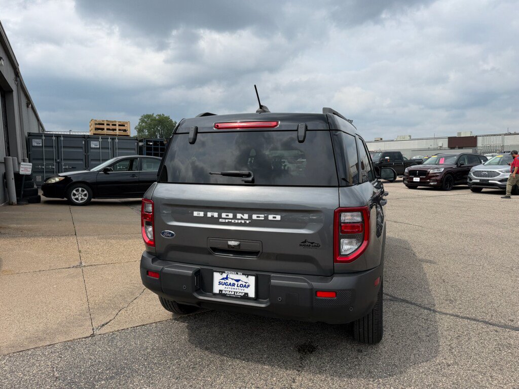 Used 2025 Ford Bronco Sport Outer Banks w/ Outer Banks Tech Package+ AWD/4WD image 5