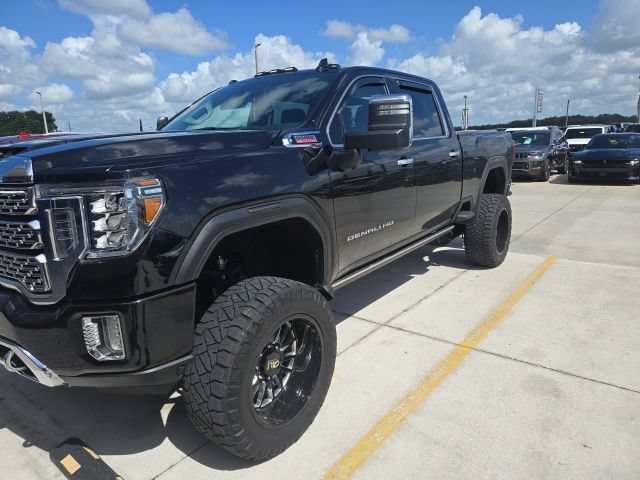 Used 2022 GMC Sierra 3500 Denali AWD/4WD image 1