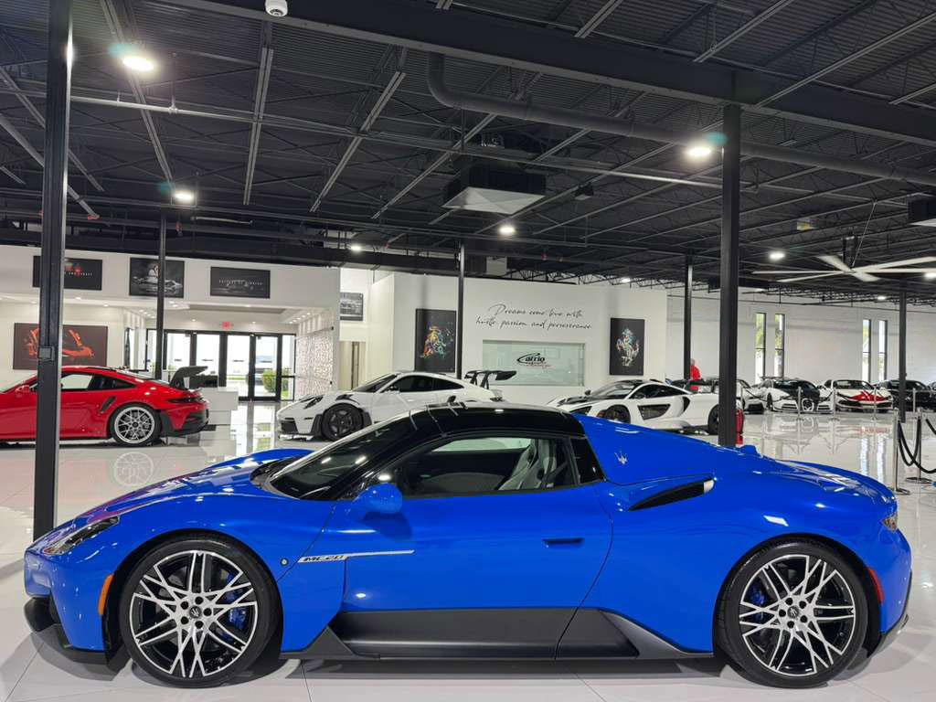 Used 2023 Maserati MC20 Spyder image 20