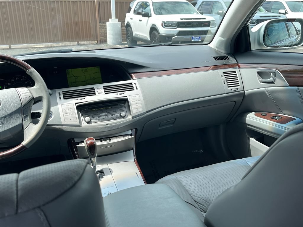 Used 2009 Toyota Avalon Limited FWD image 38