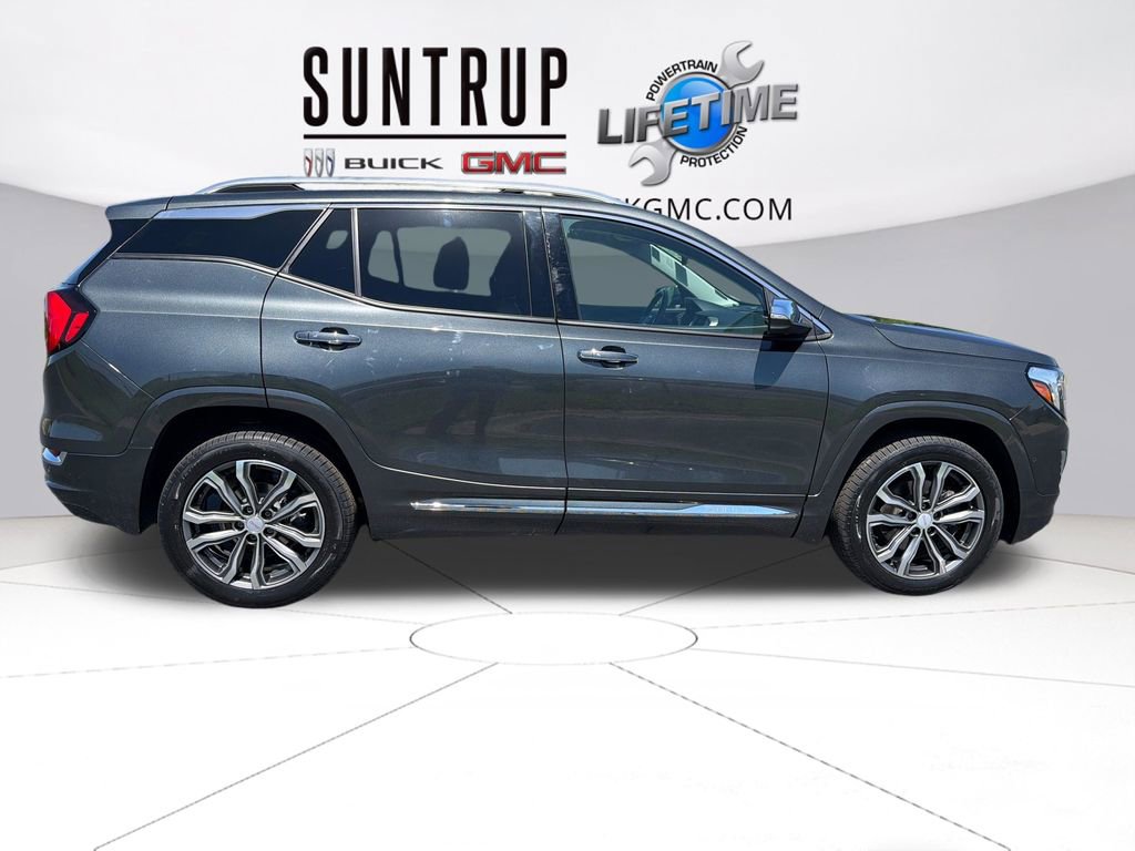 Used 2020 GMC Terrain Denali w/ Denali Premium Package image 7