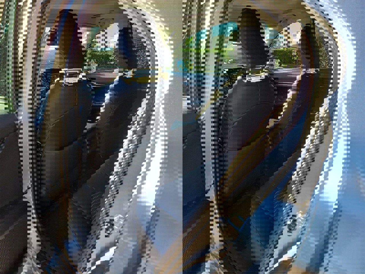 Used 2023 Toyota Camry SE image 9