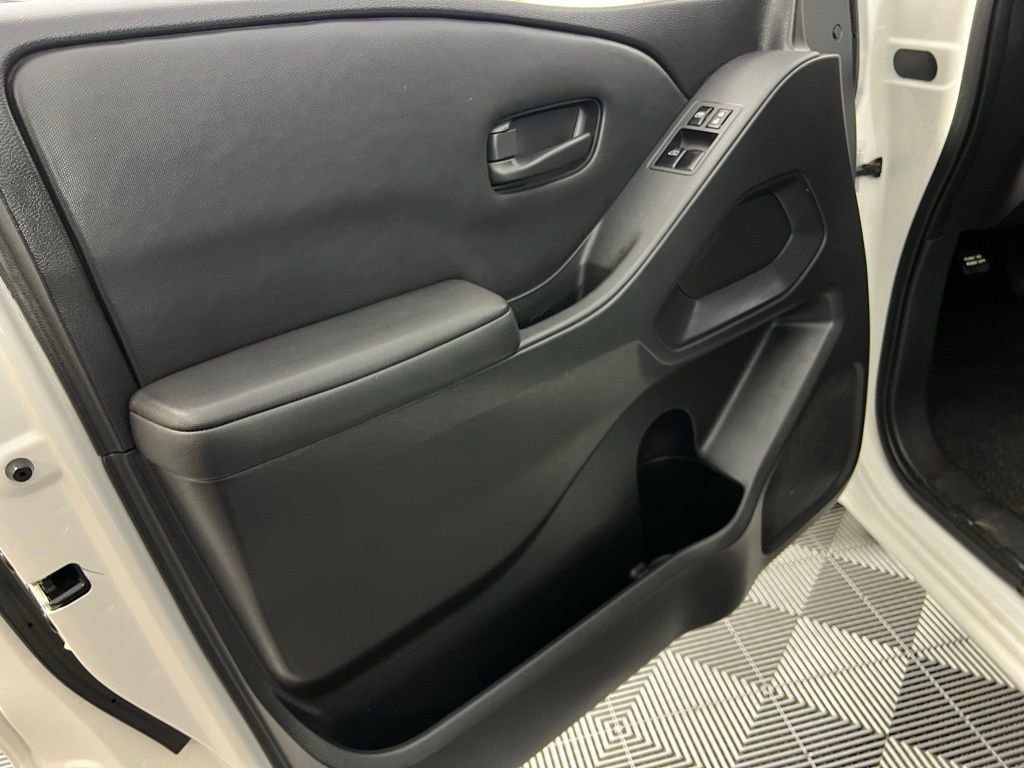 Used 2023 Nissan Frontier S image 24