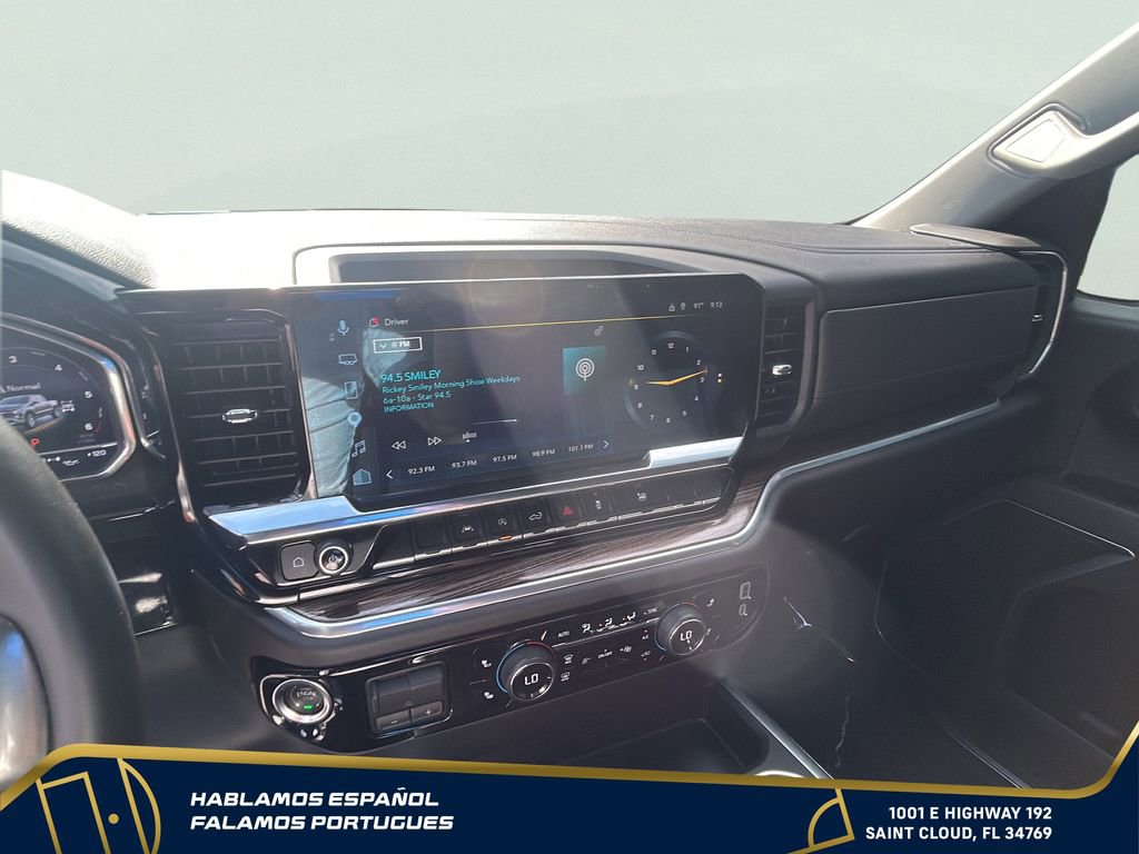Certified 2025 Chevrolet Silverado 1500 RST AWD/4WD image 20