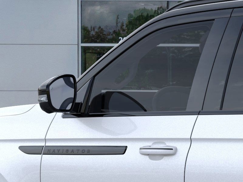 New 2025 Lincoln Navigator L Black Label image 20