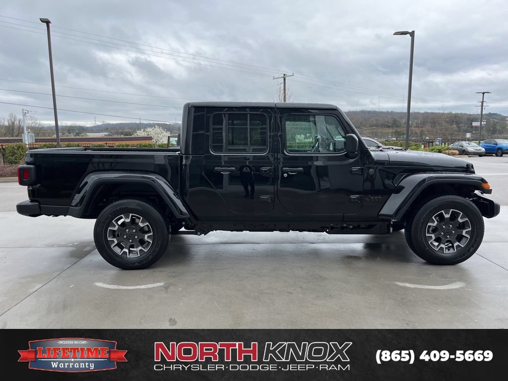 New 2026 Jeep Gladiator Sport AWD/4WD image 20