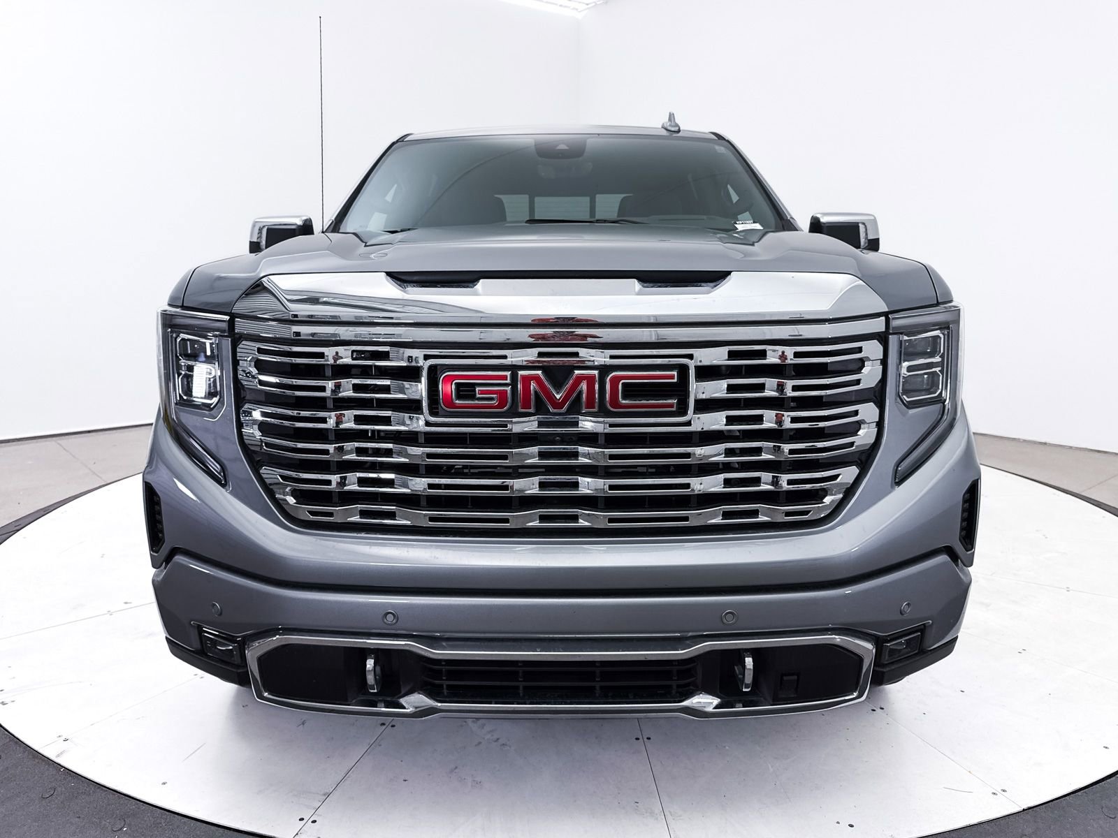 Used 2025 GMC Sierra 1500 Denali image 14
