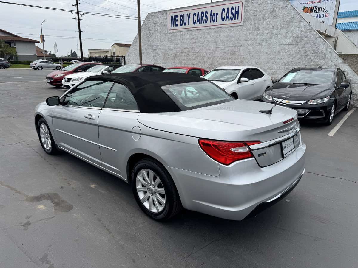 Used 2011 Chrysler 200 Touring FWD image 44