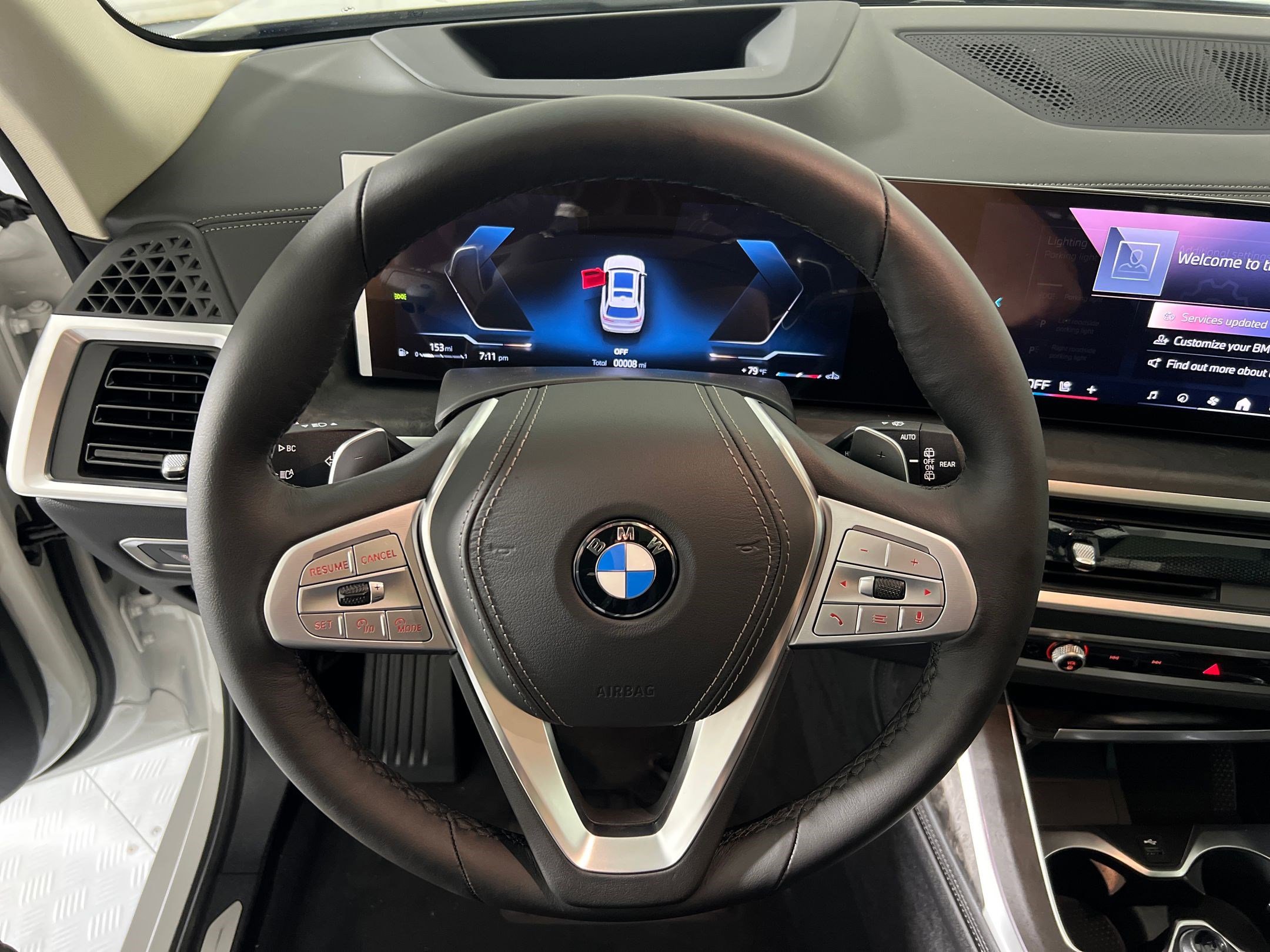 Used 2026 BMW X7 xDrive40i image 17
