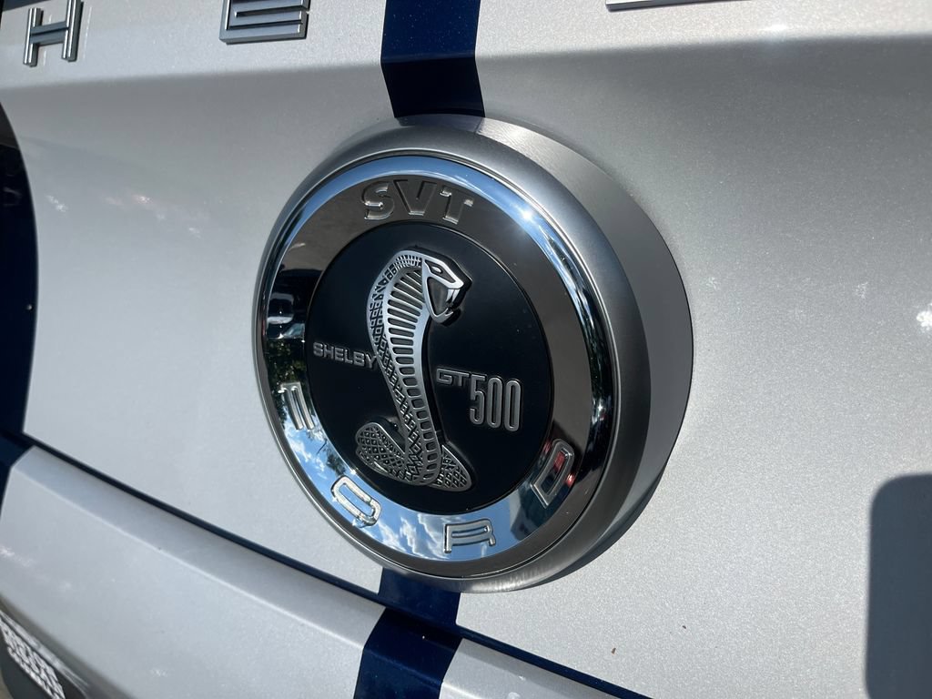 Used 2010 Ford Mustang Shelby GT500 RWD image 40