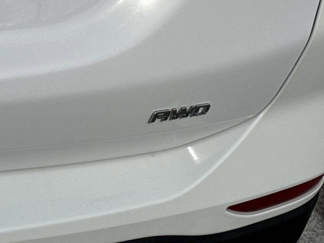 Used 2023 Chevrolet Equinox LS AWD/4WD image 4