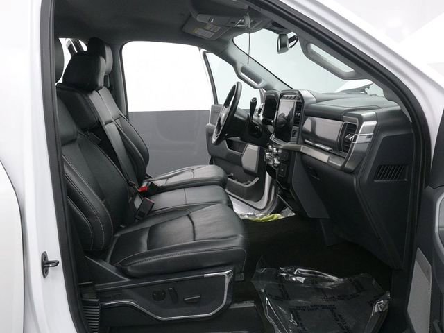 Used 2022 Ford F150 Lariat w/ Equipment Group 501A Mid image 12