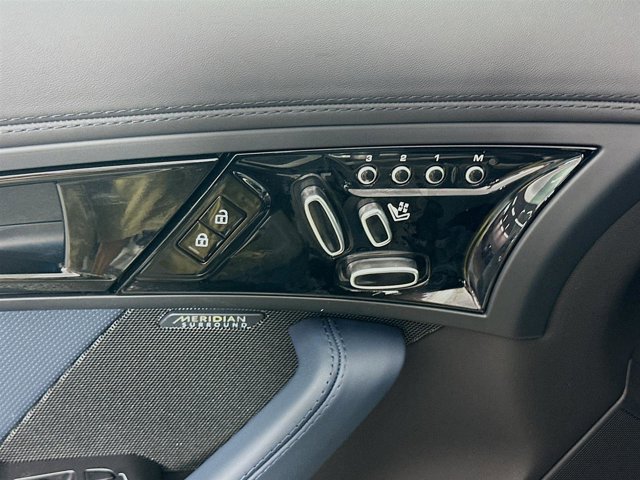 New 2024 Jaguar F-TYPE R image 20