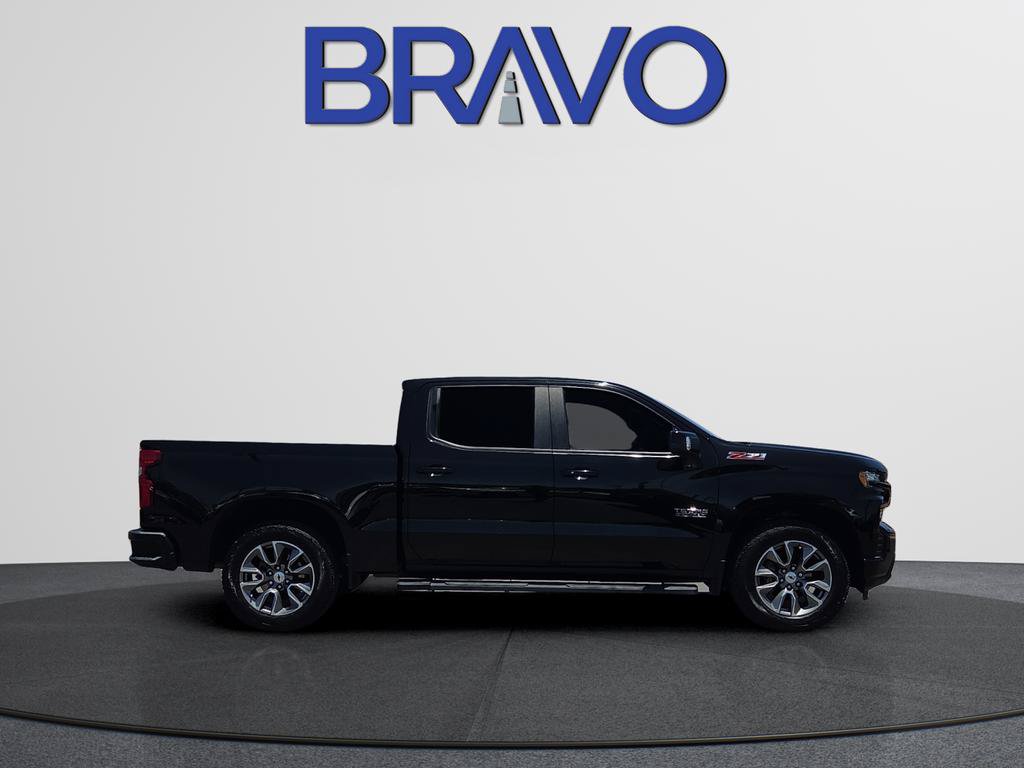 Used 2020 Chevrolet Silverado 1500 RST w/ Texas Edition AWD/4WD image 3