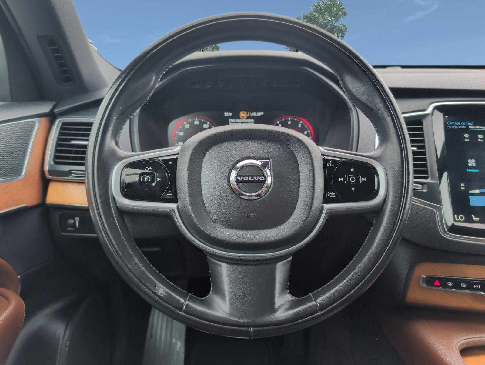 Used 2021 Volvo XC90 T6 Momentum w/ Climate Package AWD/4WD image 13
