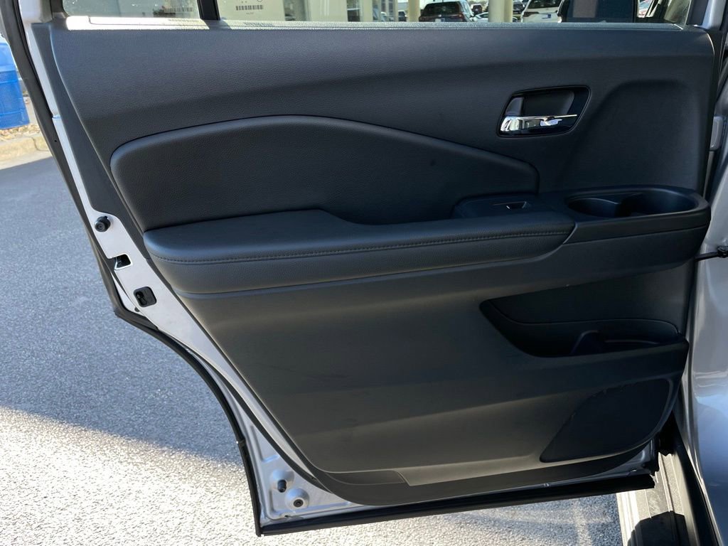 Certified 2022 Honda Pilot Sport image 38