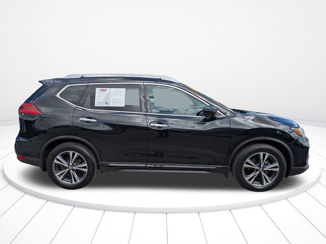 Used 2017 Nissan Rogue SL w/ SL Premium Package image 3