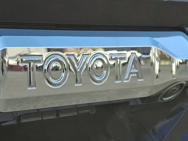 Used 2023 Toyota Tundra 1794 Edition image 32