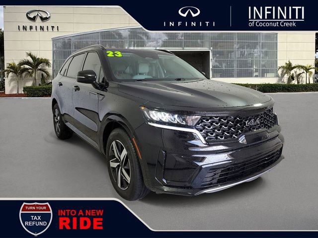 Used 2023 Kia Sorento S