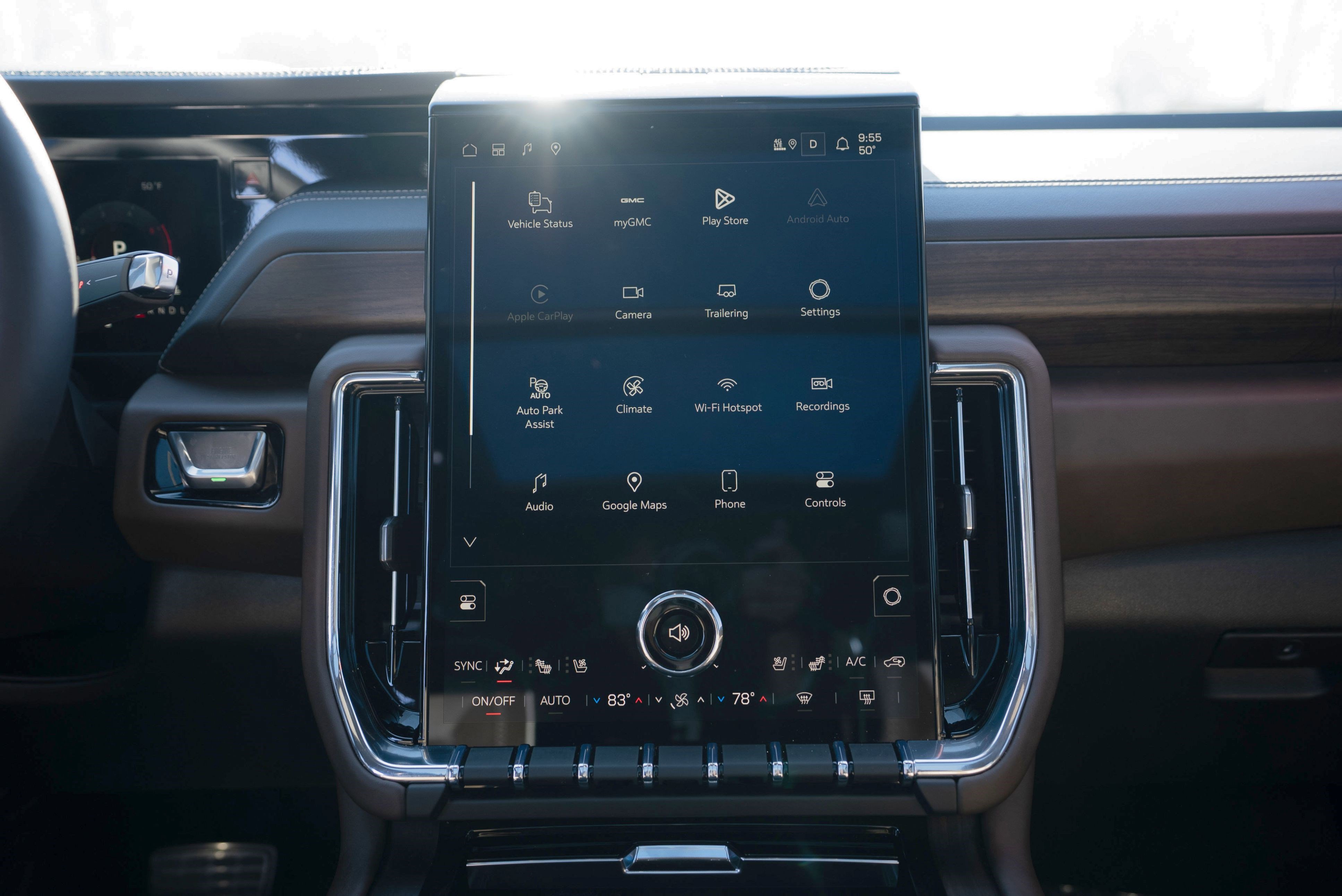 Used 2026 GMC Yukon Denali Ultimate image 13