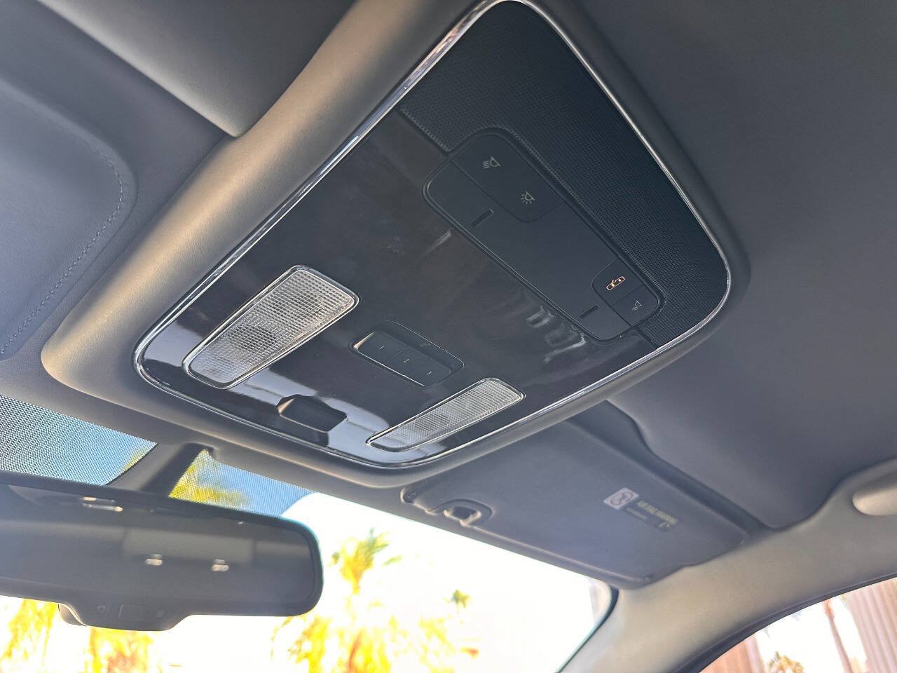 Used 2011 Bentley Mulsanne RWD image 50