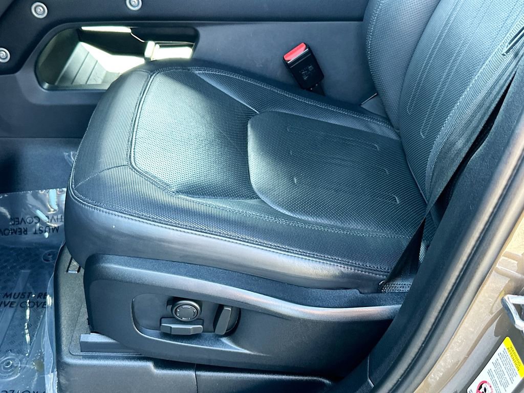 Used 2022 Land Rover Defender 110 X-Dynamic HSE image 19