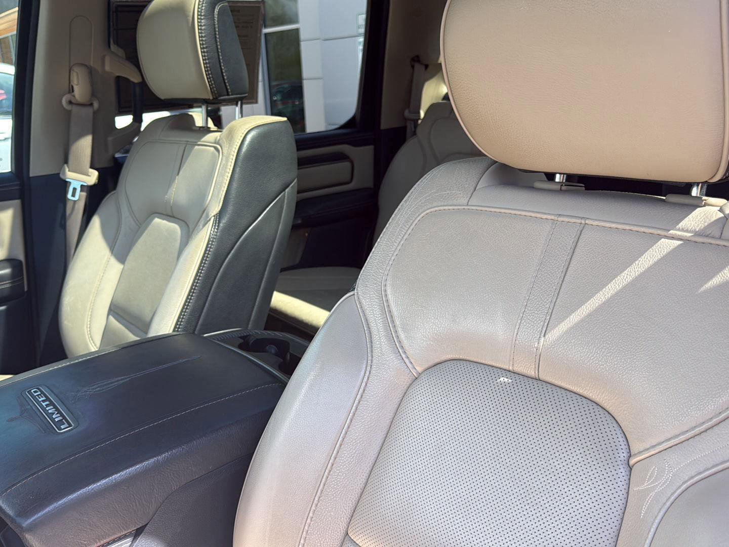 Used 2019 RAM 1500 Limited AWD/4WD image 14
