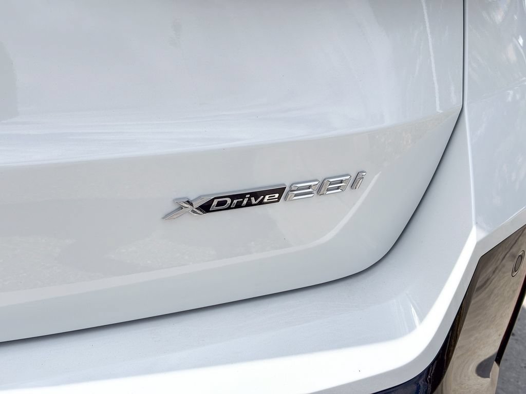 New 2026 BMW X1 xDrive28i w/ Technology Package AWD/4WD image 8