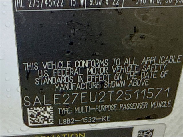 New 2026 Land Rover Defender 110 X-Dynamic SE image 34