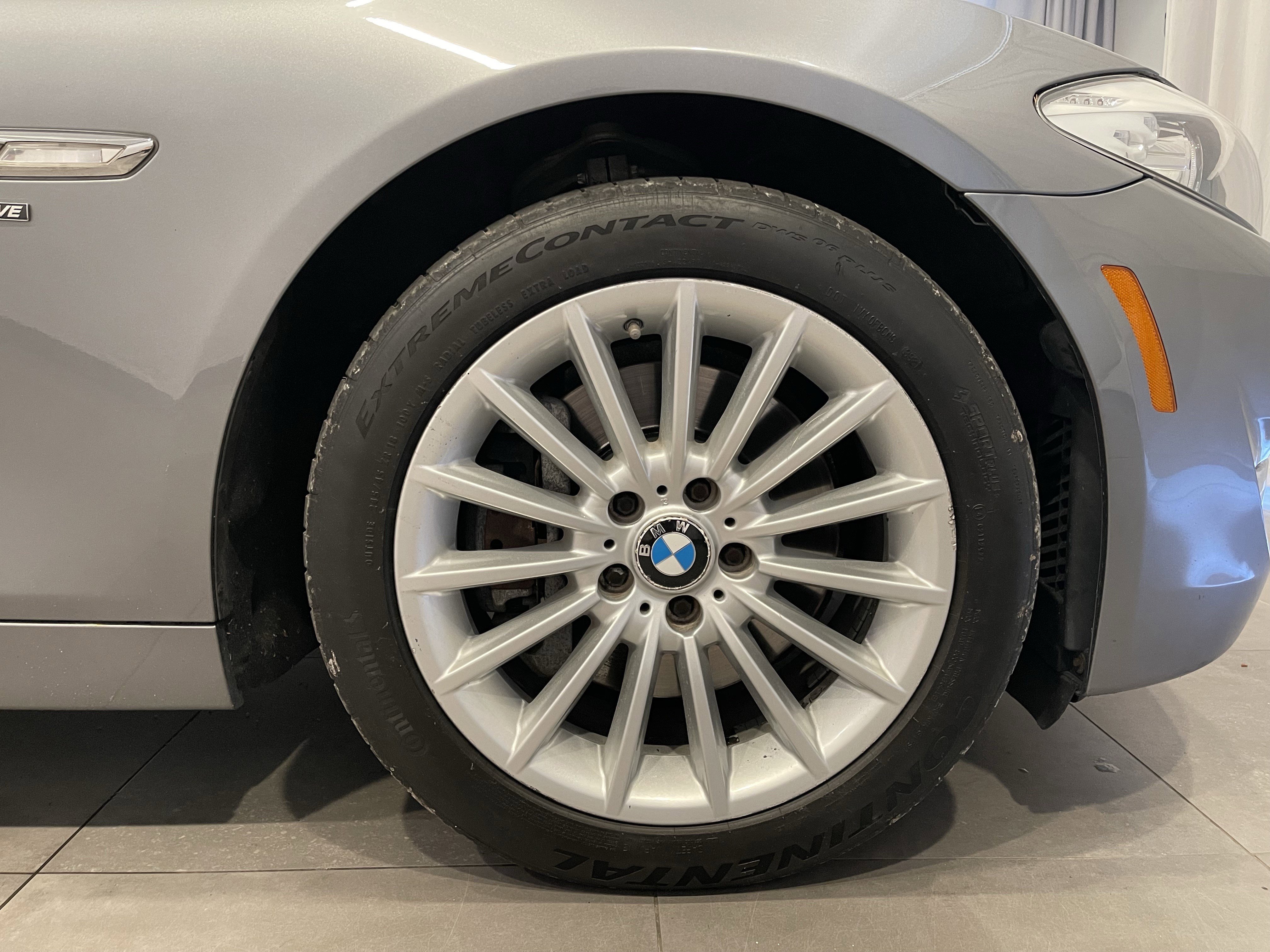 Used 2012 BMW 535i xDrive Sedan AWD/4WD image 10