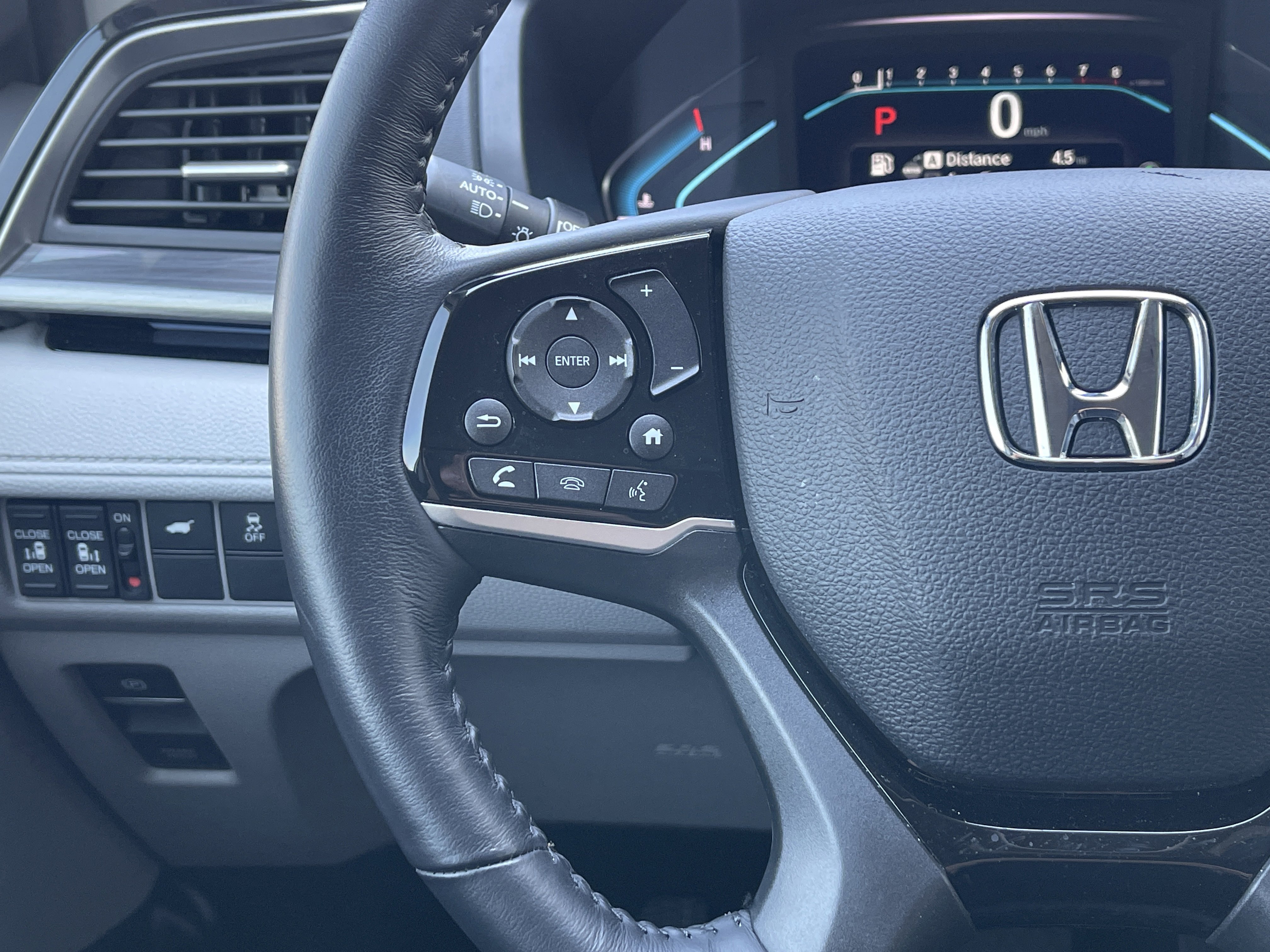 Certified 2024 Honda Odyssey Elite image 18