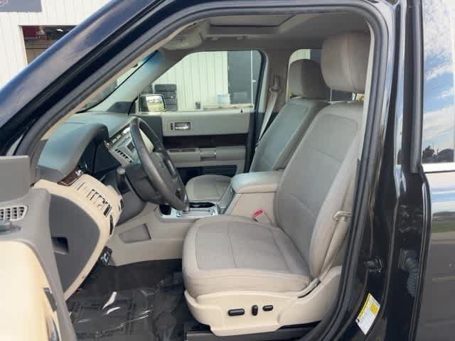 Used 2011 Ford Flex SEL w/ Rapid Spec Order Code FWD image 14