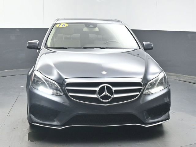 Used 2016 Mercedes-Benz E 350 Sedan image 3